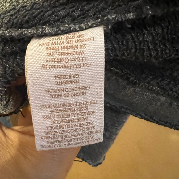 Free People S/P Oversized Raw Edge Sweatshirt Lace trim - Picture 12 of 12